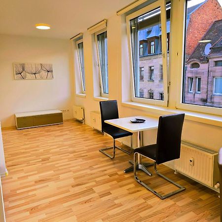 B&R Apartment In Fuerth Ngoại thất bức ảnh